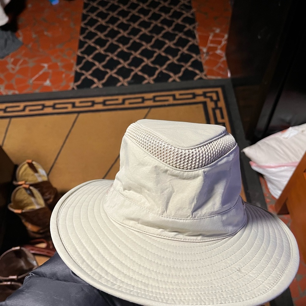 Tilley hat